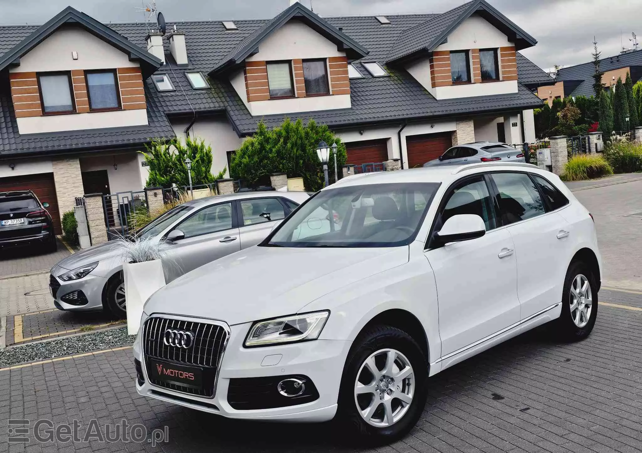 AUDI Q5 2.0 TDI quattro (clean diesel)