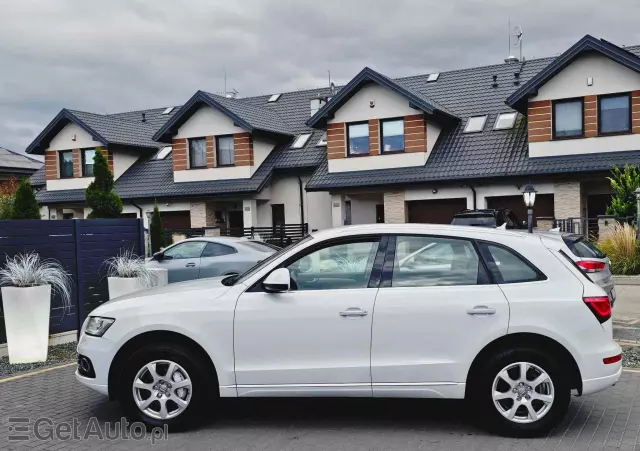 AUDI Q5 2.0 TDI quattro (clean diesel)