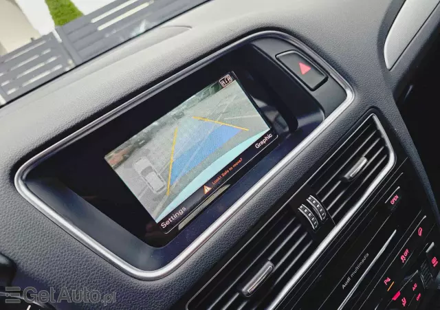 AUDI Q5 2.0 TDI quattro (clean diesel)