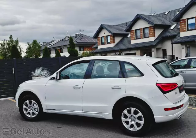 AUDI Q5 2.0 TDI quattro (clean diesel)