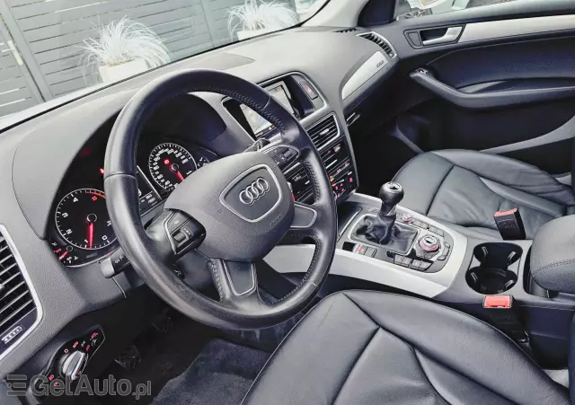 AUDI Q5 2.0 TDI quattro (clean diesel)