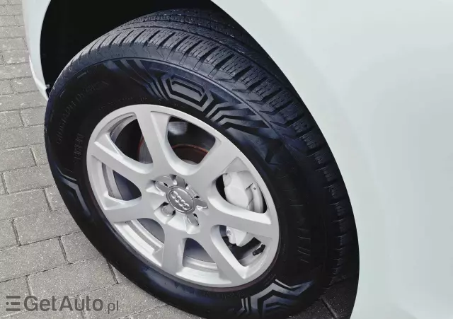 AUDI Q5 2.0 TDI quattro (clean diesel)