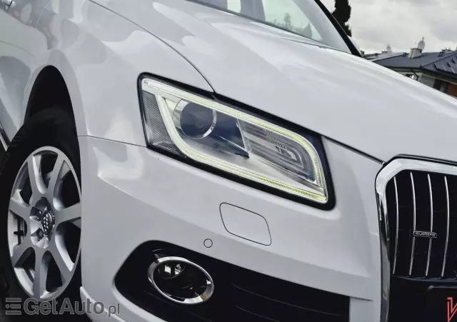 AUDI Q5 2.0 TDI quattro (clean diesel)