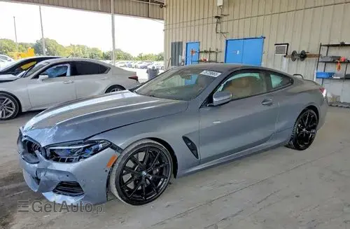 BMW Seria 8 