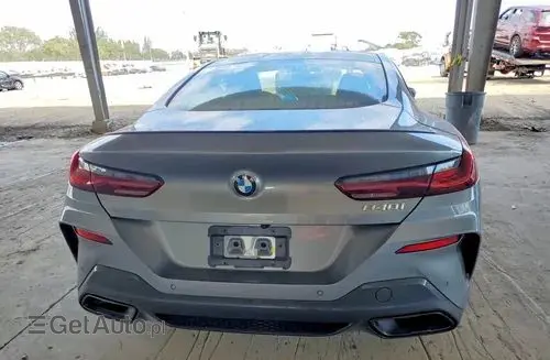 BMW Seria 8 