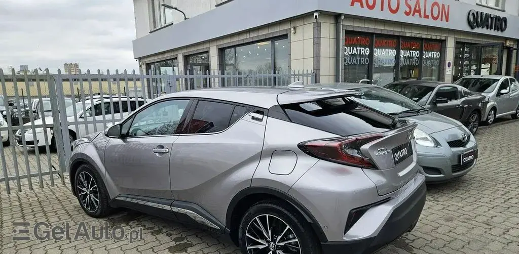 TOYOTA C-HR 
