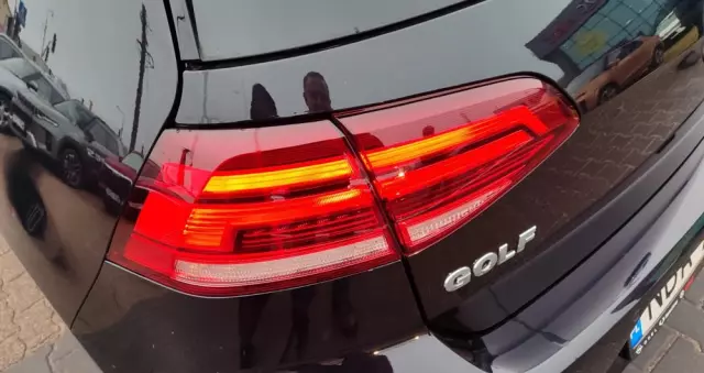 VOLKSWAGEN Golf VII 1.5 TSI BMT Comfortline