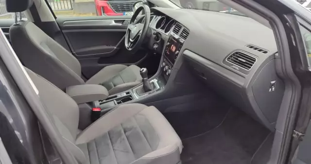 VOLKSWAGEN Golf VII 1.5 TSI BMT Comfortline