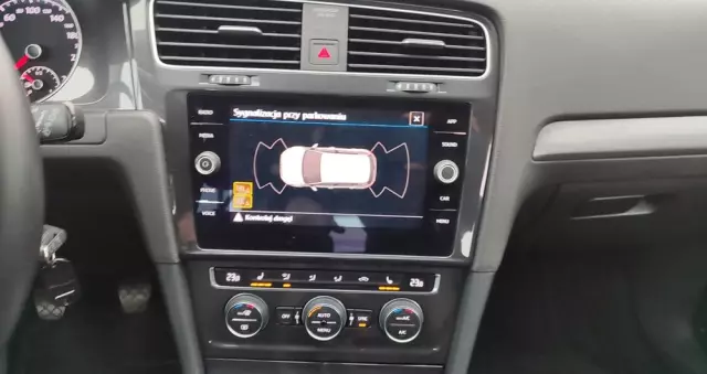 VOLKSWAGEN Golf VII 1.5 TSI BMT Comfortline