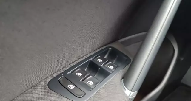 VOLKSWAGEN Golf VII 1.5 TSI BMT Comfortline