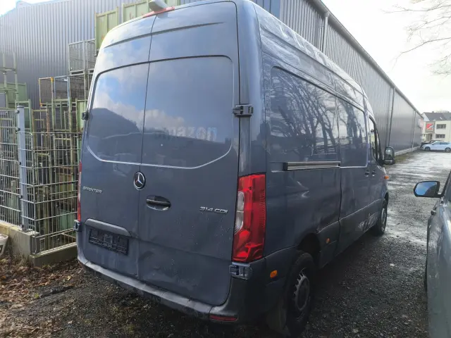 MERCEDES-BENZ Sprinter 