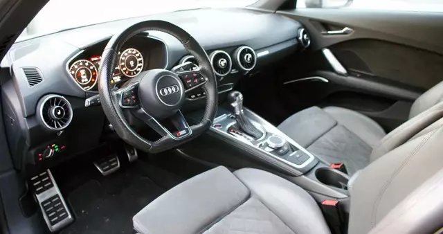 AUDI TT 2.0 TFSI Quattro S tronic