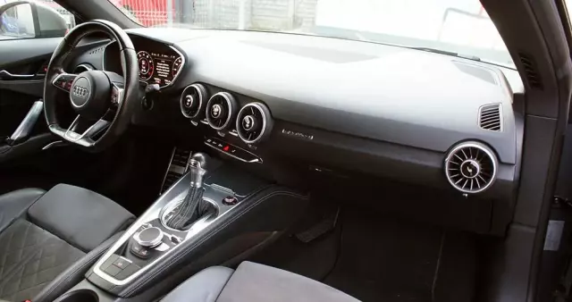 AUDI TT 2.0 TFSI Quattro S tronic