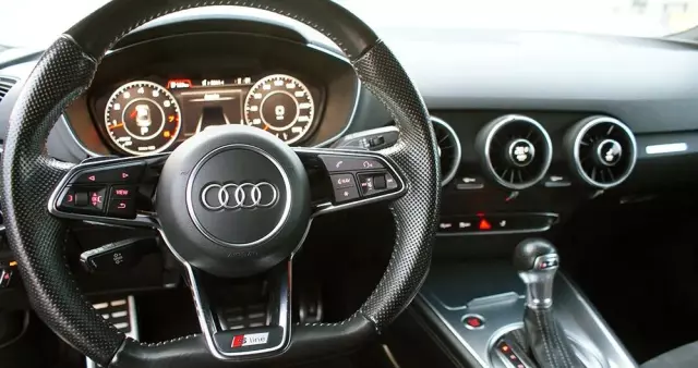 AUDI TT 2.0 TFSI Quattro S tronic