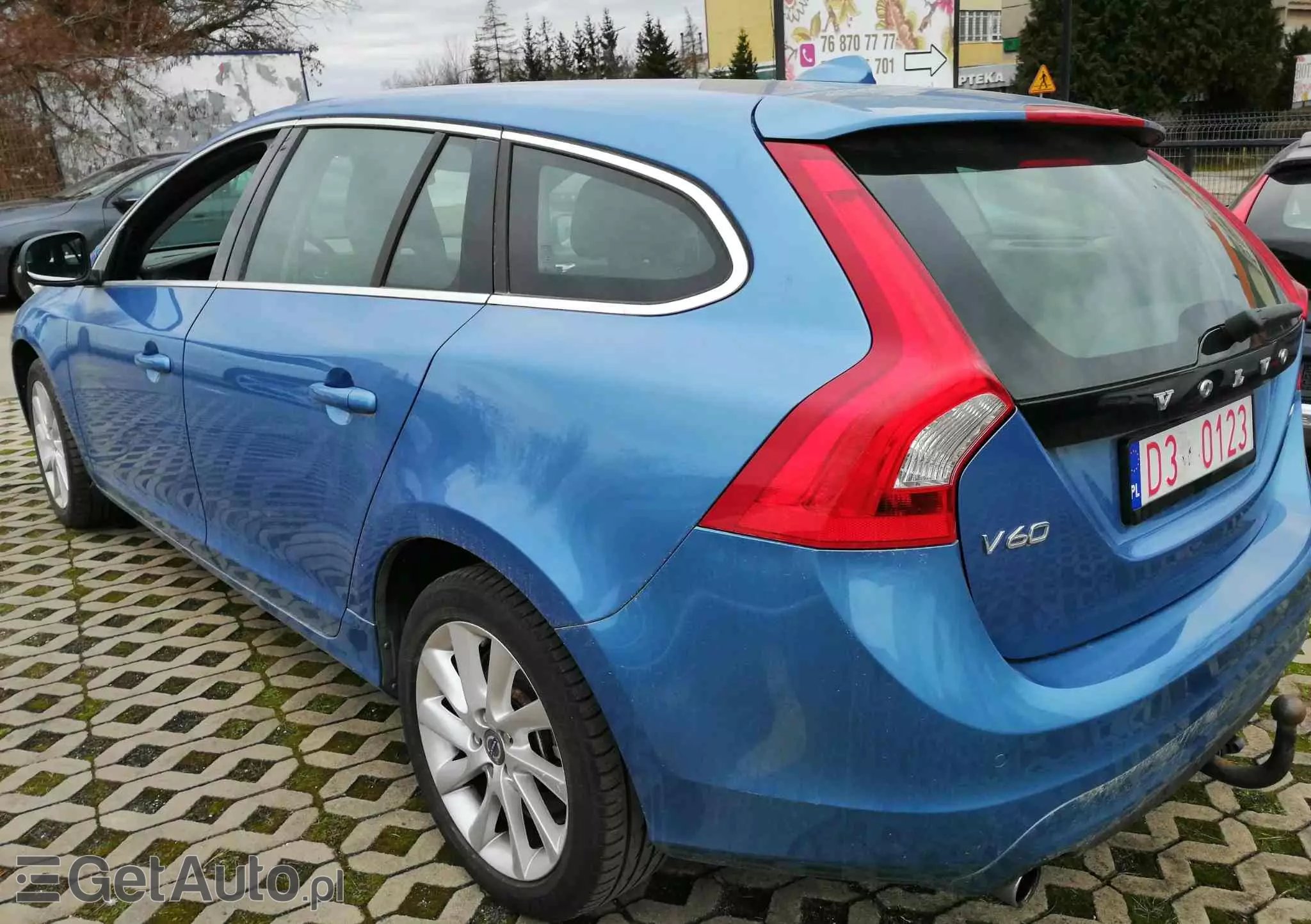 VOLVO V60 D2 Momentum