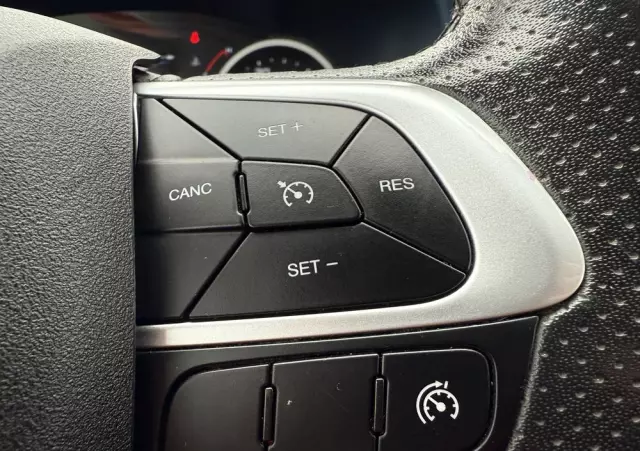 IVECO 2021/Daily 35-140 A8V/MAXI/ Automat Hi-Matic/full LED reflektory/Klima/PDC/tempomat/fotel comfort 