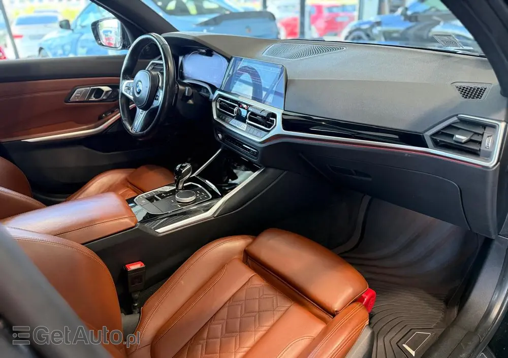 BMW Seria 3 M340i xDrive sport