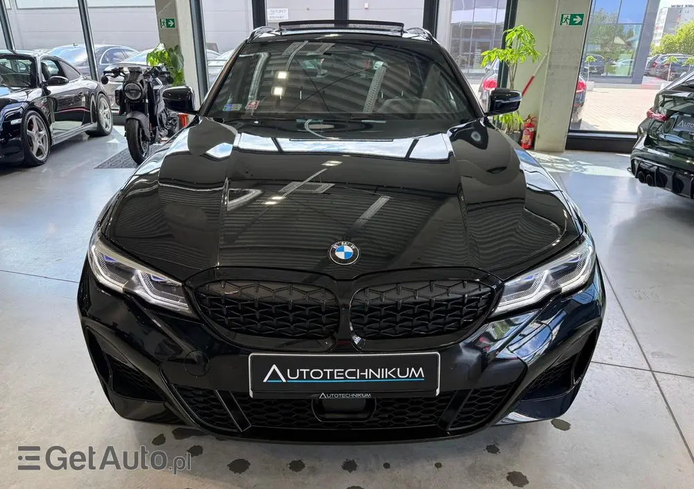 BMW Seria 3 M340i xDrive sport