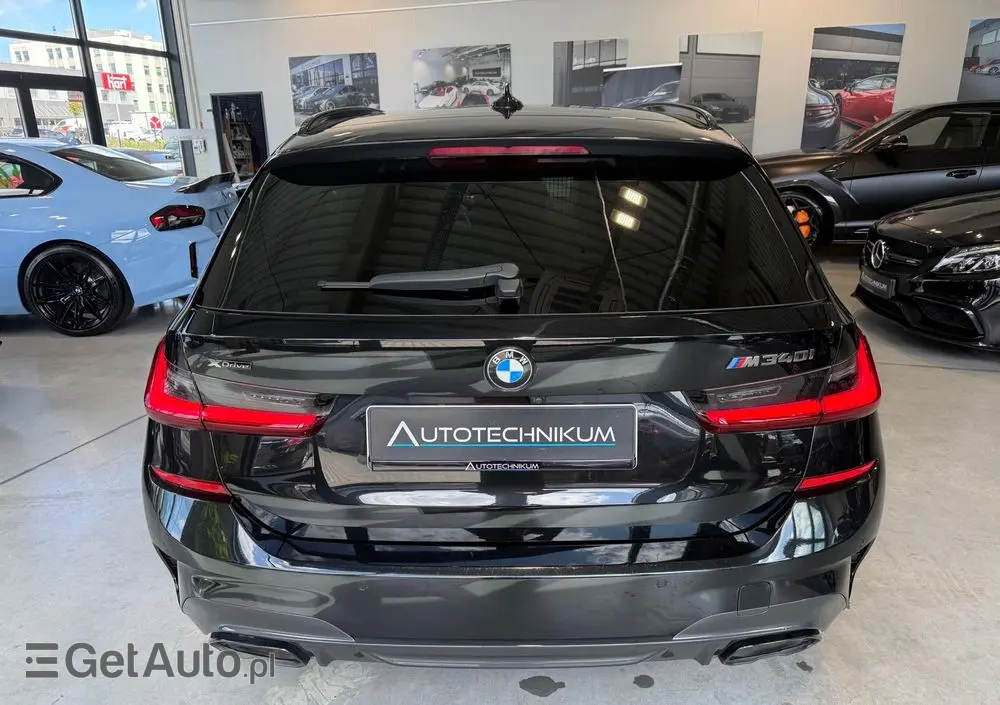 BMW Seria 3 M340i xDrive sport