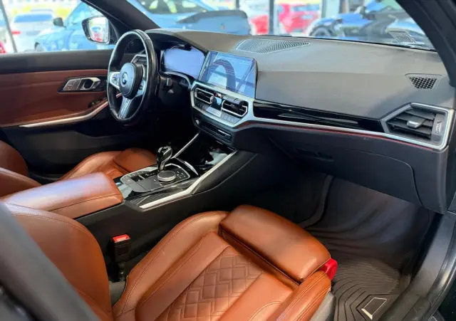 BMW Seria 3 M340i xDrive sport