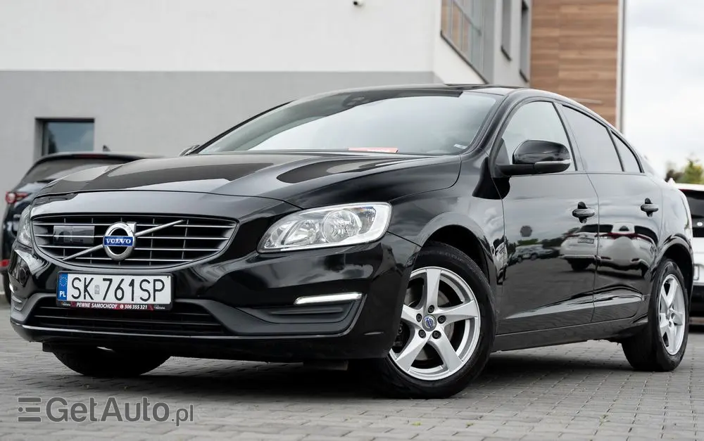 VOLVO S60 D3 Drive-E Momentum