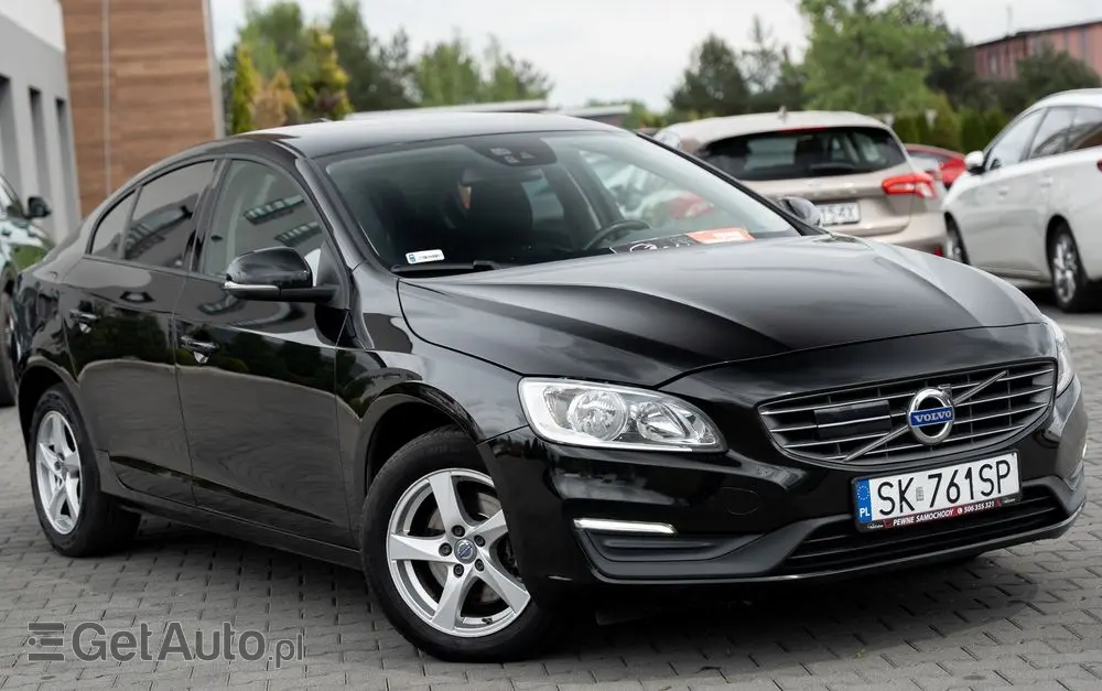 VOLVO S60 D3 Drive-E Momentum