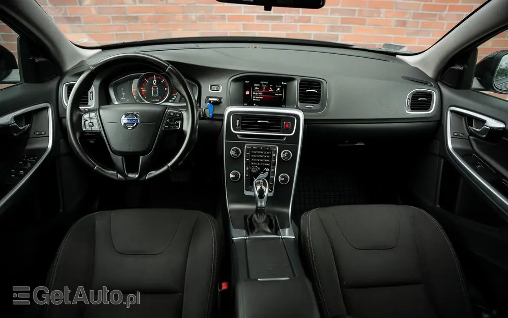 VOLVO S60 D3 Drive-E Momentum