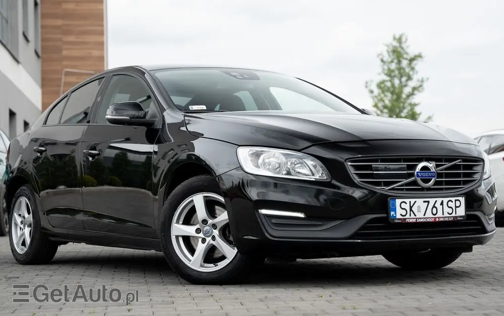 VOLVO S60 D3 Drive-E Momentum