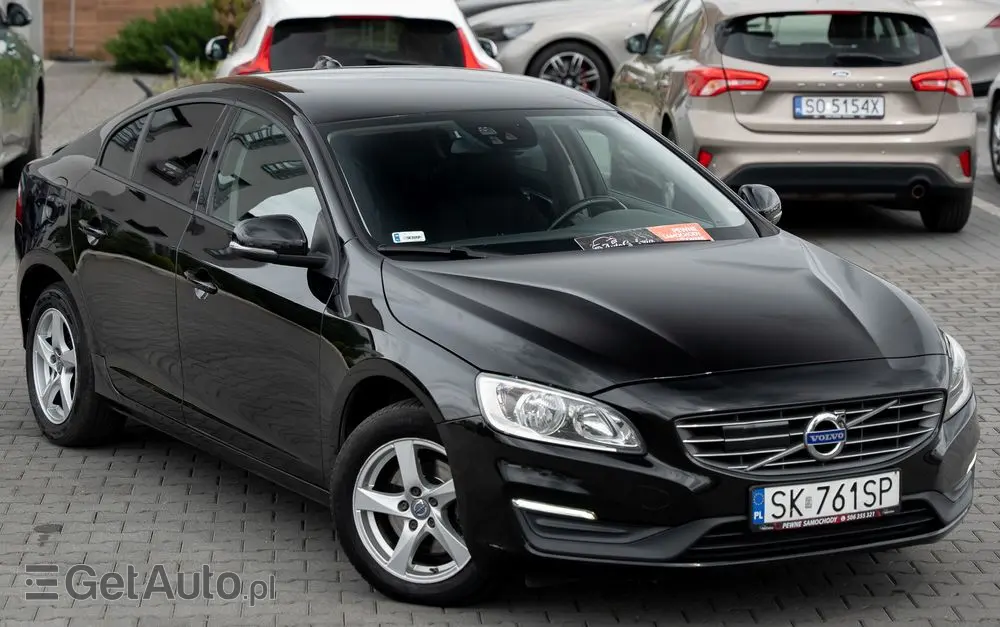 VOLVO S60 D3 Drive-E Momentum