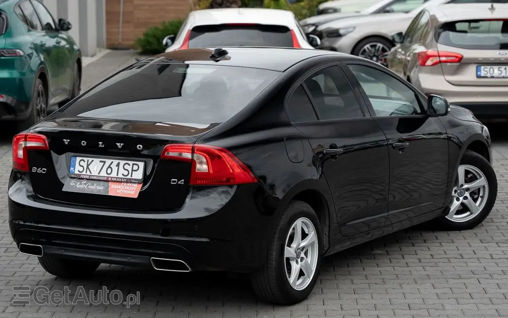 VOLVO S60 D3 Drive-E Momentum