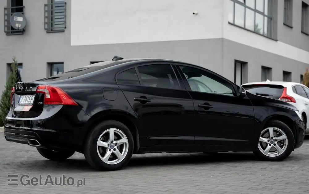 VOLVO S60 D3 Drive-E Momentum