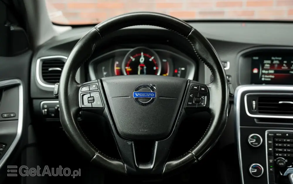 VOLVO S60 D3 Drive-E Momentum