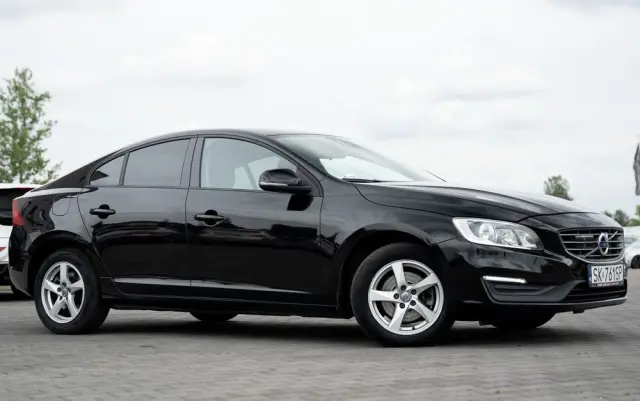 VOLVO S60 D3 Drive-E Momentum