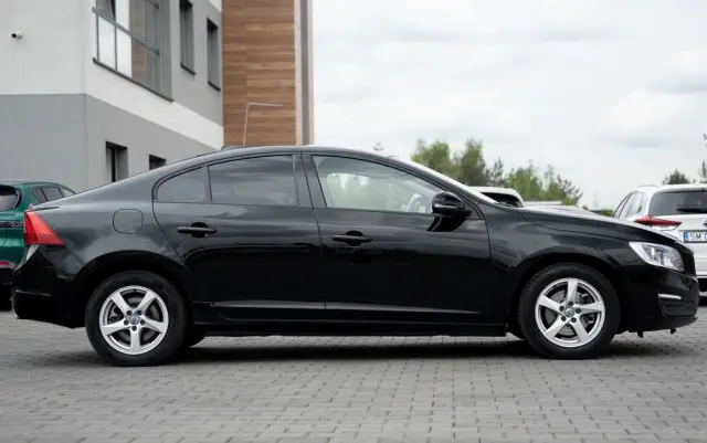 VOLVO S60 D3 Drive-E Momentum