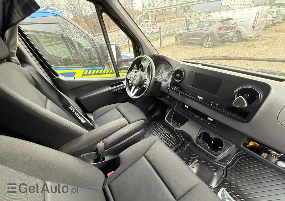 MERCEDES-BENZ SPRINTER 