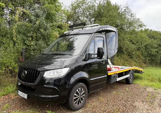 MERCEDES-BENZ SPRINTER 