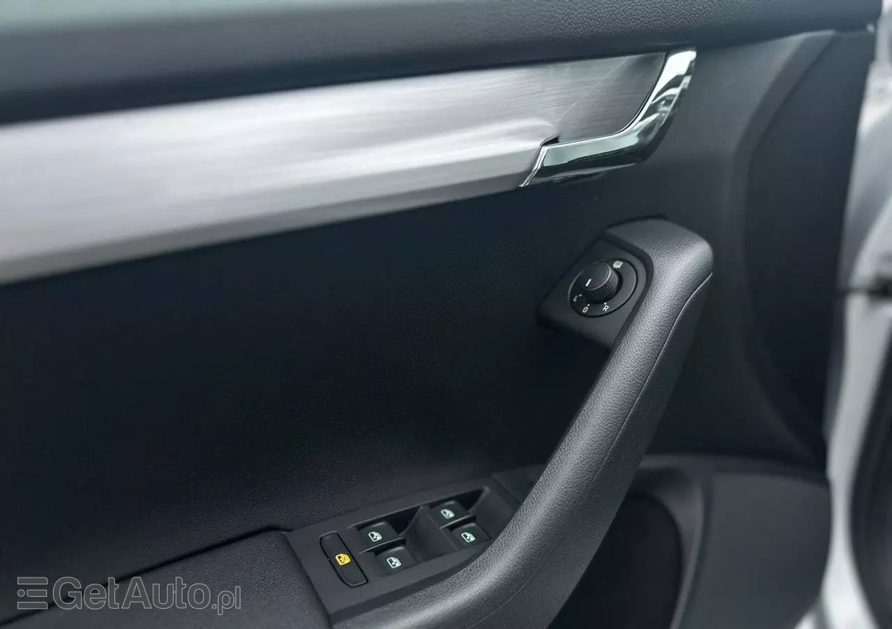 SKODA Octavia 1.0 TSI Ambition