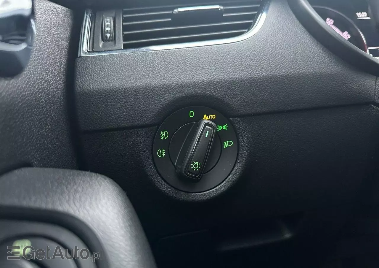 SKODA Octavia 1.0 TSI Ambition