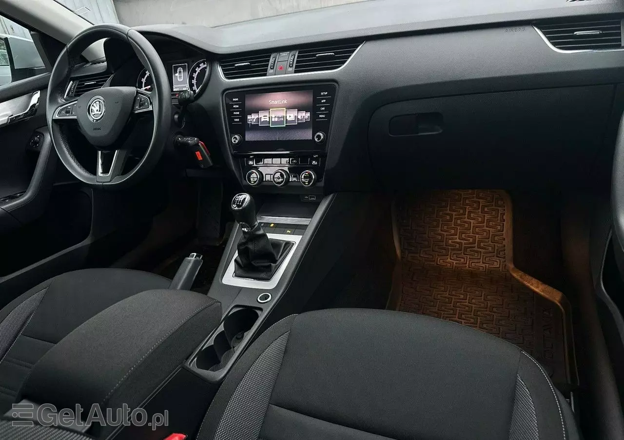 SKODA Octavia 1.0 TSI Ambition