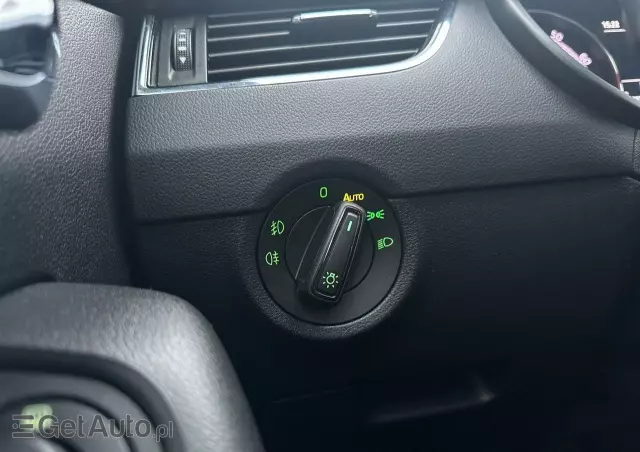 SKODA Octavia 1.0 TSI Ambition