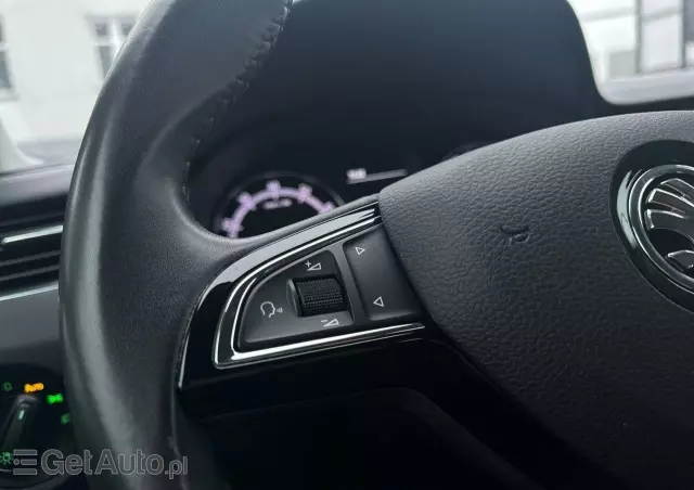 SKODA Octavia 1.0 TSI Ambition