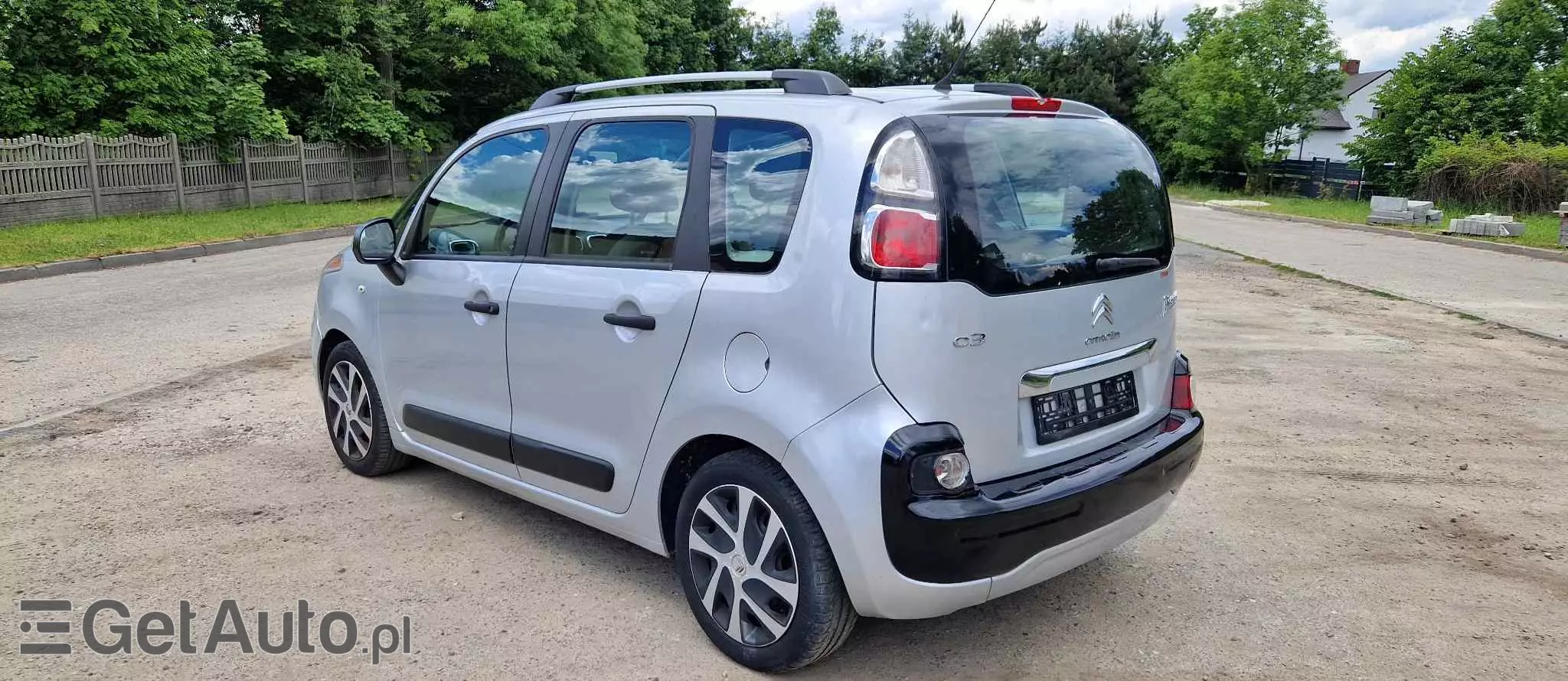 CITROËN C3 Picasso 1.4i Attraction