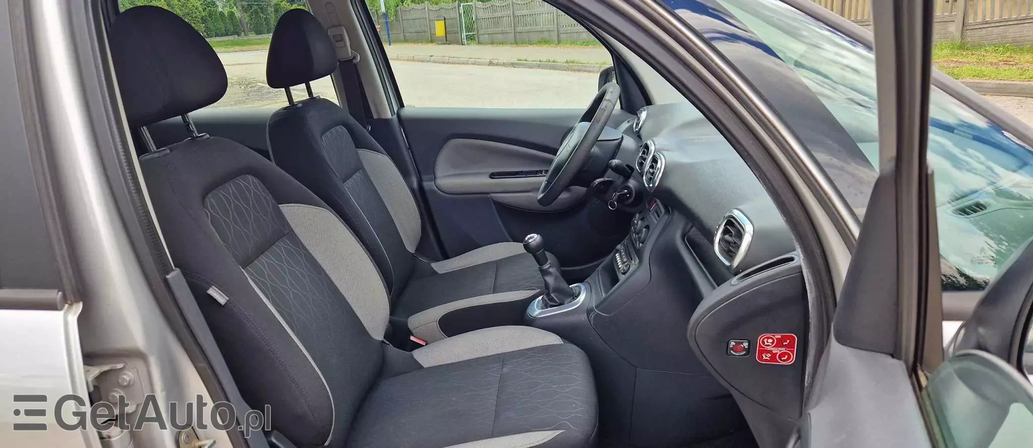 CITROËN C3 Picasso 1.4i Attraction