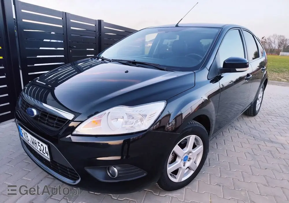 FORD Focus 1.6 Ti-VCT Black Magic