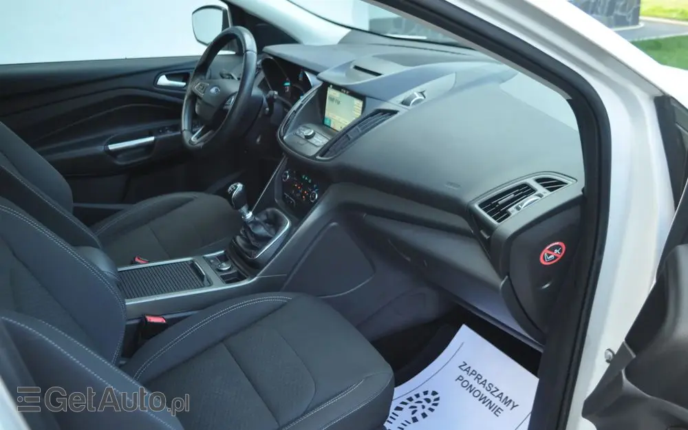 FORD Kuga 1.5 EcoBoost 2x4 Titanium