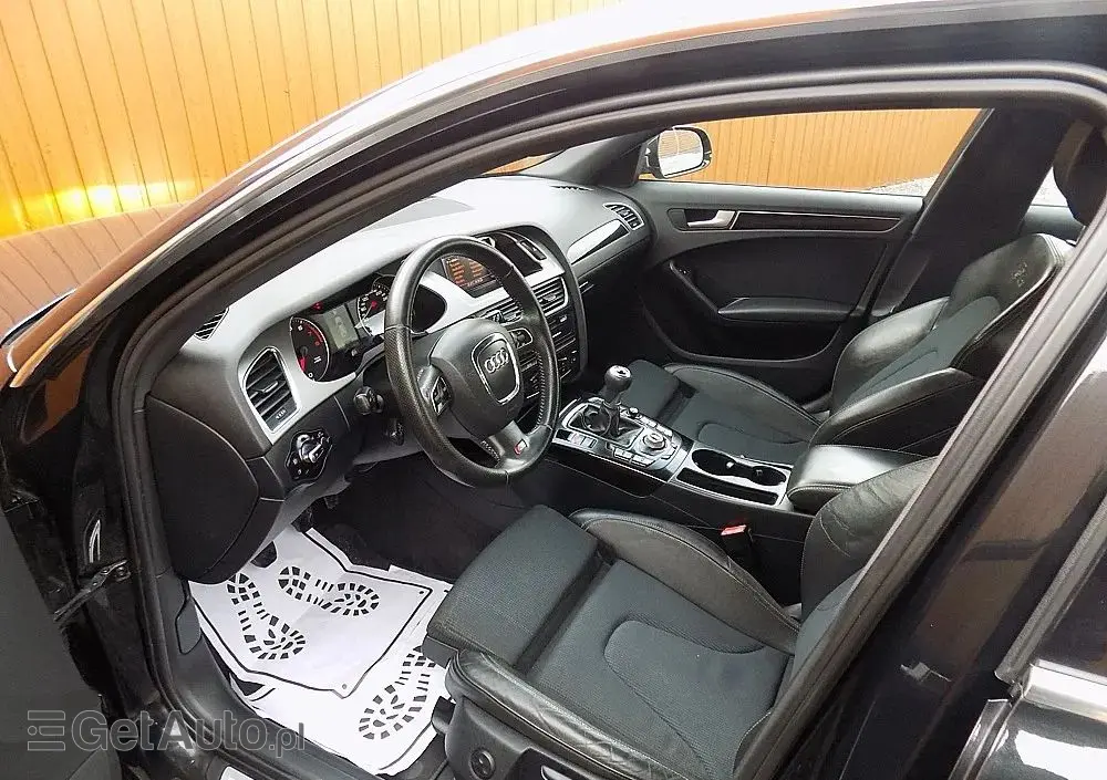 AUDI A4 Avant 1.8 TFSI S line Sportpaket