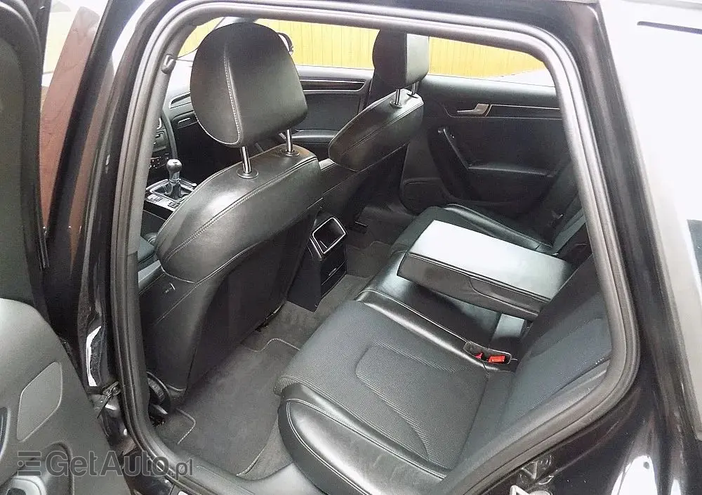 AUDI A4 Avant 1.8 TFSI S line Sportpaket