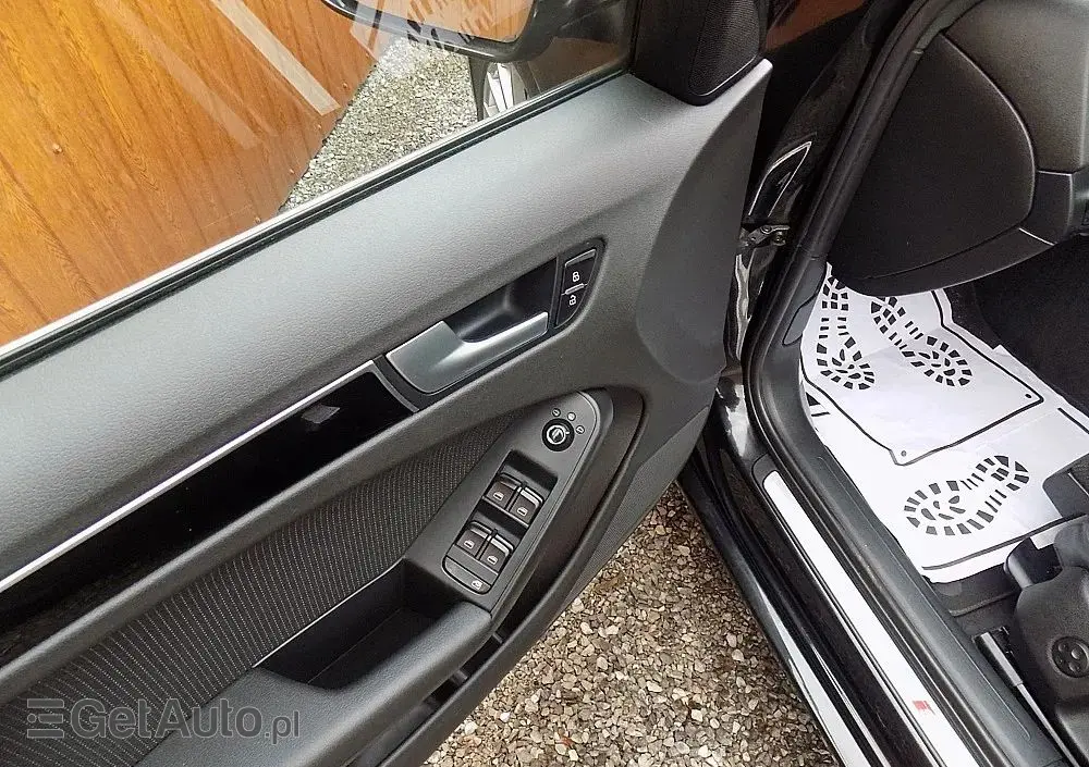 AUDI A4 Avant 1.8 TFSI S line Sportpaket