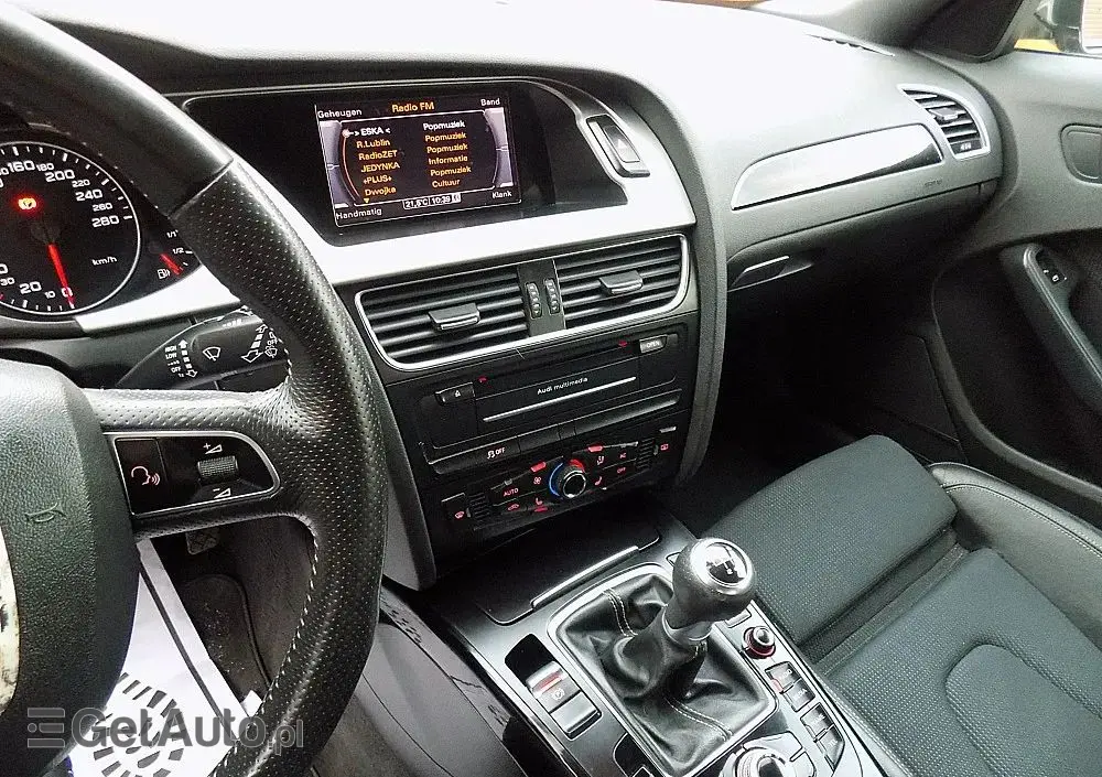 AUDI A4 Avant 1.8 TFSI S line Sportpaket