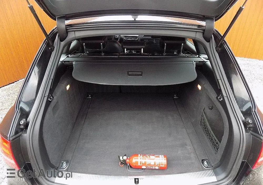 AUDI A4 Avant 1.8 TFSI S line Sportpaket